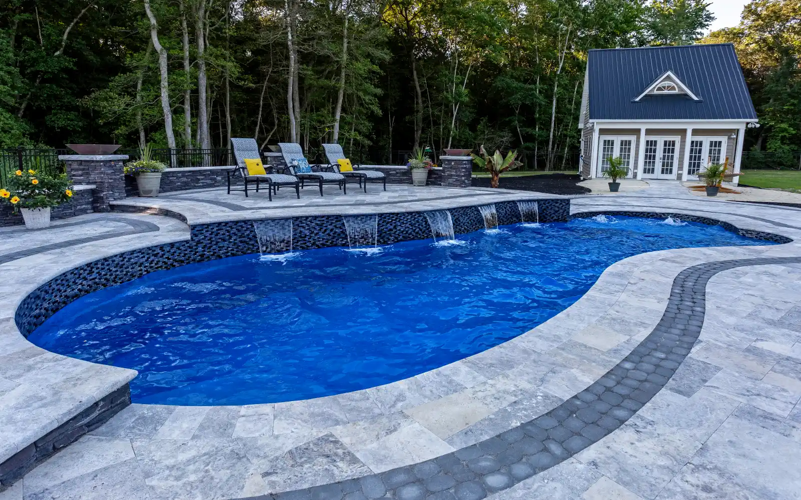 Fiberglass Pool Builders for Northern Mississippi